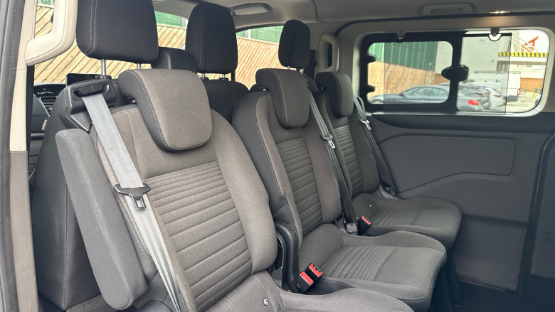 Ford Tourneo Custom Transit Custom Tourneo L2 Diesel Fwd 2.0 EcoBlue Hybrid 130ps L/R 8 Seater Titanium